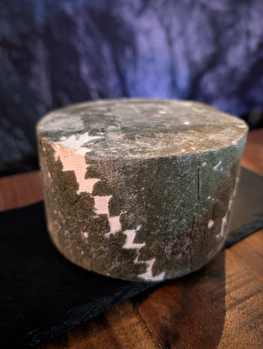 Whole 1kg Cornish Yarg