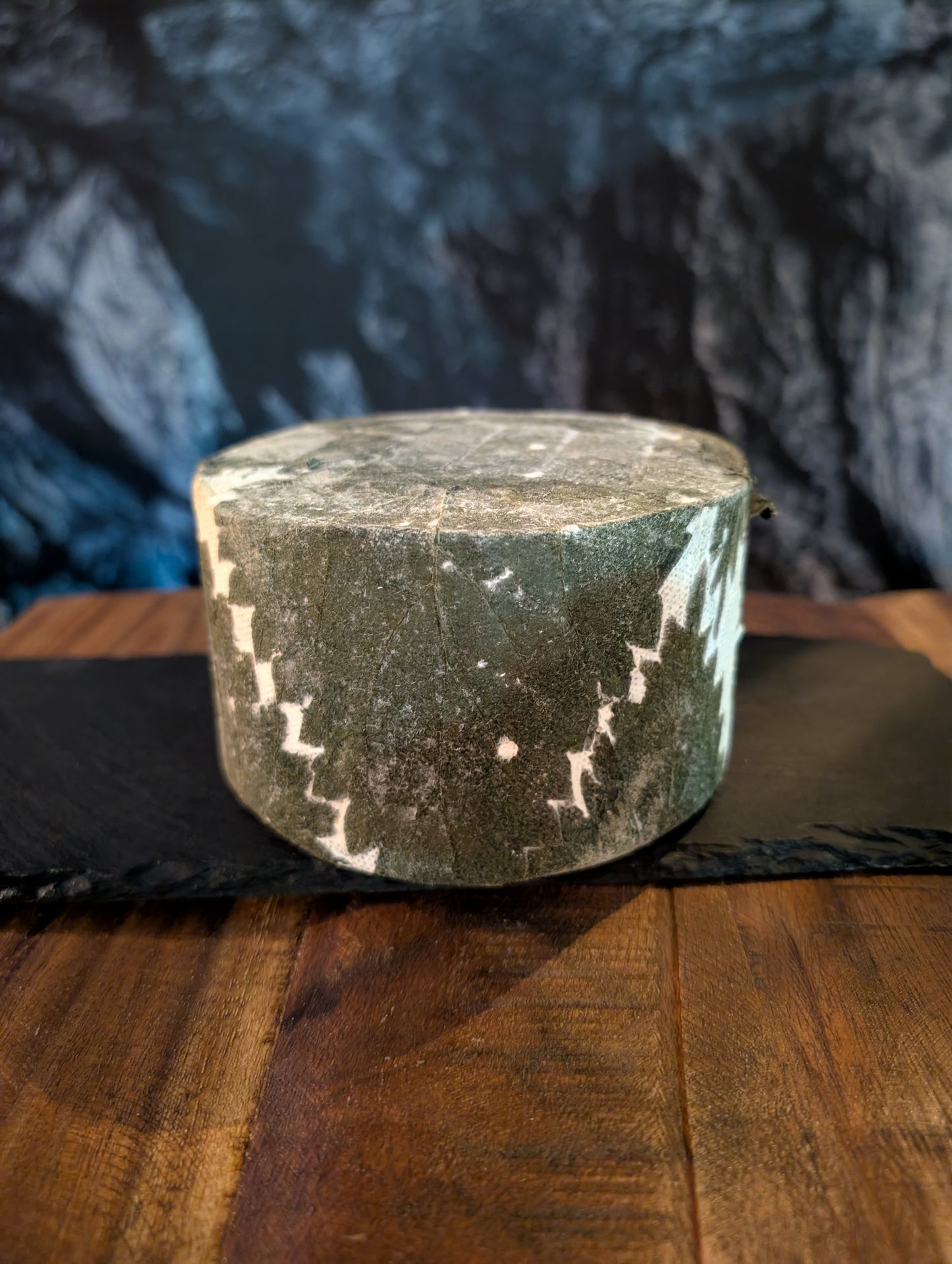 Whole 1kg Cornish Yarg