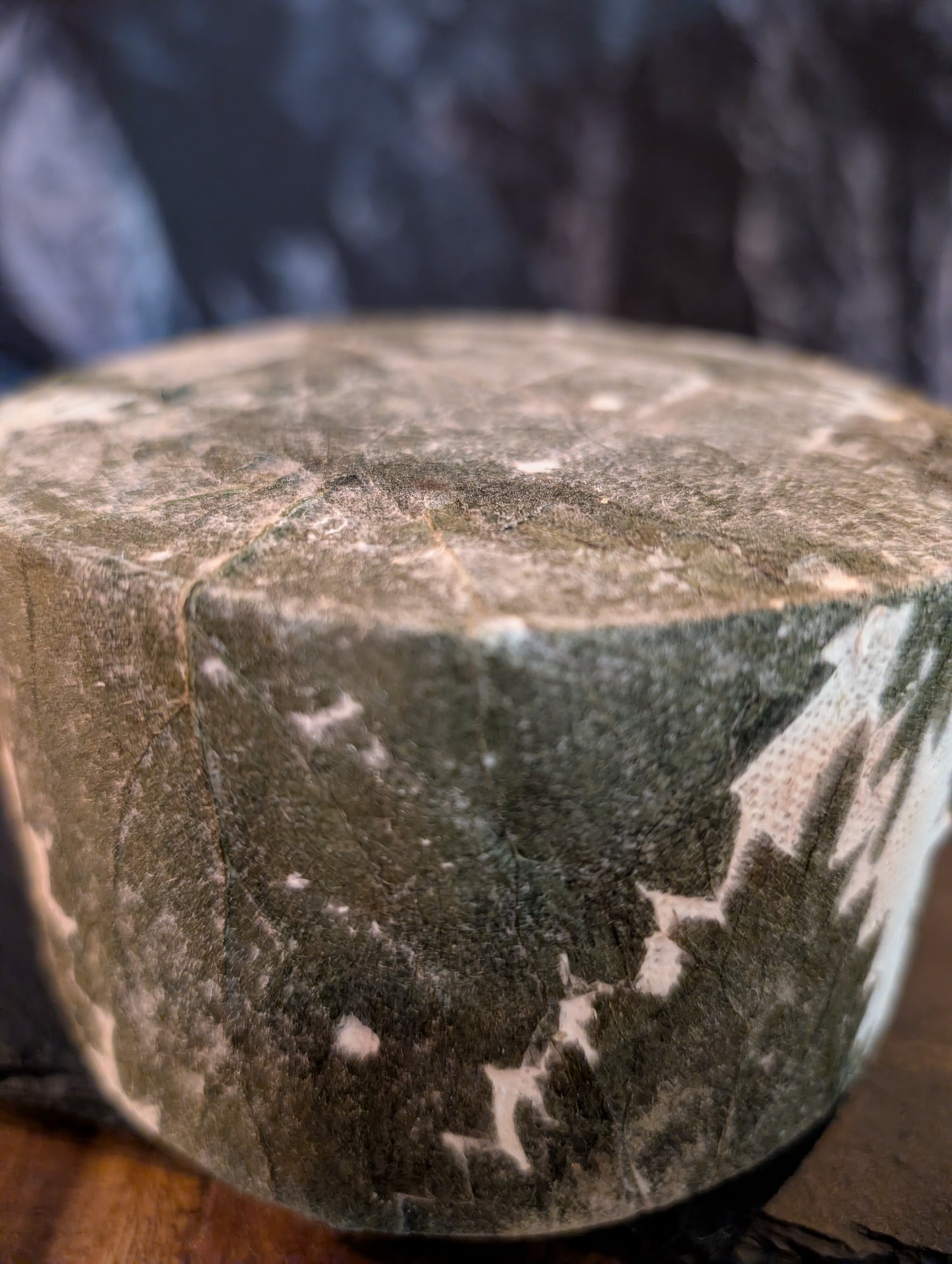 Whole 1kg Cornish Yarg